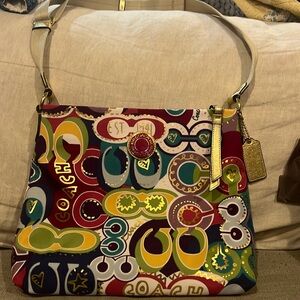 New color coach handbag with adjustable straps